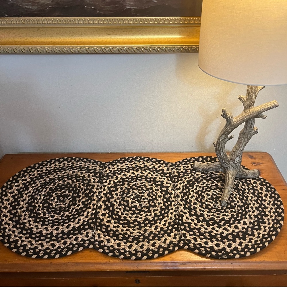 Braided Rug Table Runner black & White